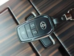Toyota Sienna 2.5L Hybrid Comfort Edition - photo 8