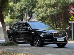 Volvo XC60 B5 AWD Smart Luxury Edition - ფოტო 3
