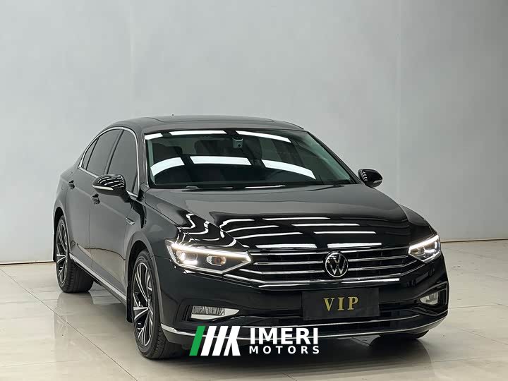 Volkswagen Magotan 330TSI DSG Luxury - ავტომობილი ჩინეთიდან
