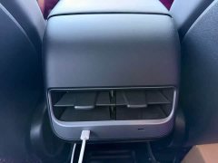 Tesla Model Y Rear-Wheel Drive - ფოტო 10