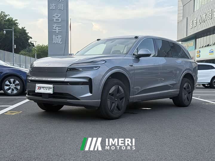 BMW Ledo L90 Max six-seater version