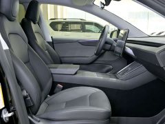 Tesla Model Y Rear-Wheel Drive - ფოტო 15