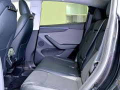 Tesla Model Y Rear-Wheel Drive - ფოტო 6