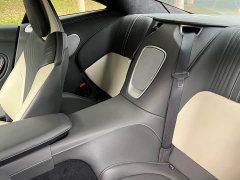 Aston Martin DB11 4.0T V8 Coupe - ფოტო 9