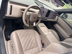 Li Auto Ideal L8 Ultra - фото 8