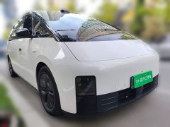 Li Auto Li Xiang MEGA Ultra - ფოტო 3