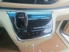 Buick GL8 Facelift Land Executive Cabin Luxury - ფოტო 10