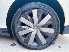 Li Auto i6 Two-Wheel Drive Standard - ფოტო 16