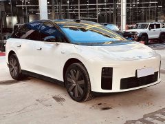 Li Auto i6 Two-Wheel Drive Standard - ფოტო 3