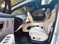 Li Auto i6 Two-Wheel Drive Standard - ფოტო 8