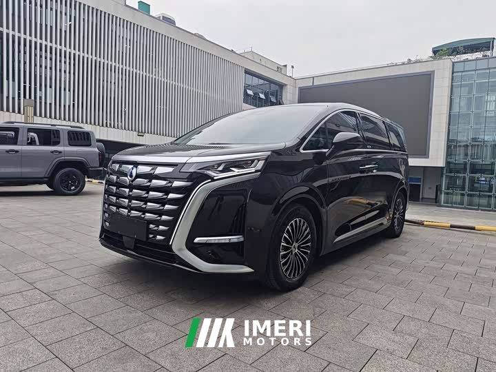 Denza D9 DM-i 980 Four-Wheel Drive Flagship