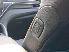 Toyota Camry 2.0G Luxury - photo 10