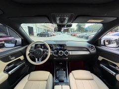 Mercedes-Benz GLB 180 Dynamic - ფოტო 4