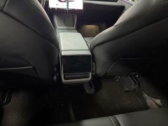 Tesla Model Y Rear-Wheel Drive - ფოტო 9
