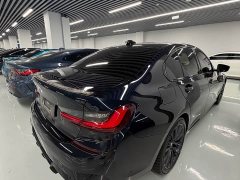 BMW 3 Series 325i M Sport Night Edition Package - ფოტო 10