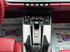 Porsche 911 Carrera 3.0T - ფოტო 12
