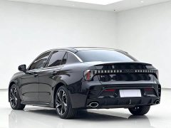 Lynk & Co 03 1.5T DCT Pro - ფოტო 7