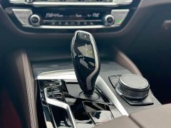 BMW 5 Series Facelift 530Li Premier M Sport Package - ფოტო 7
