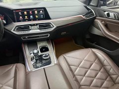 BMW X5 xDrive 40Li M Sport Package - ფოტო 16