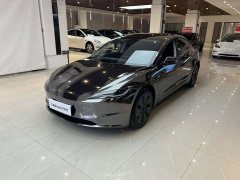 Tesla Model 3 Long Range All-Wheel Drive - ფოტო 1