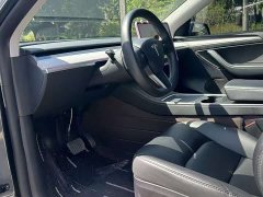 Tesla Model Y Rear-Wheel Drive - ფოტო 6