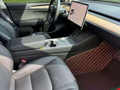 Tesla Model Y Standard Range RWD - ფოტო 4