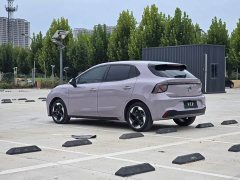 SAIC MG4 530 Smart Fun Edition - ფოტო 8