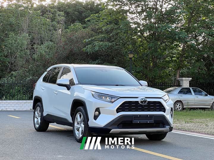 Toyota RAV4 2.0L CVT FWD Fashion Plus Edition - ავტომობილი ჩინეთიდან