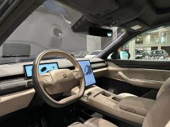NIO ES8 100kWh Signature Edition - ფოტო 8
