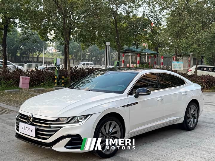 Volkswagen CC 380TSI Eye-Catching Edition