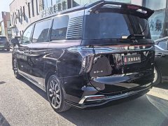 FAW Red Flag HQ9 2.0T Smart Connected Premium Edition - ფოტო 6