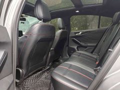 Ford Focus Hatchback EcoBoost 180 Automatic ST Line - ფოტო 9