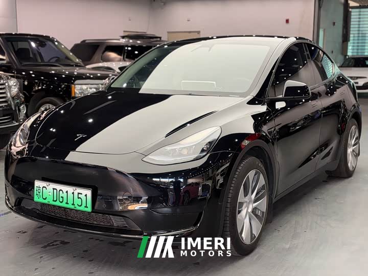 Tesla Model Y Facelift Rear-Wheel Drive