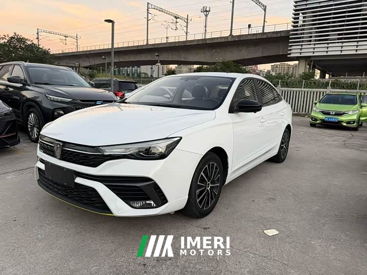 SAIC MG i5 Facelift 1.5L CVT Diamond Edition
