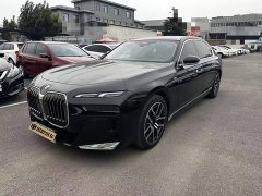 BMW 7 Series 735Li M Sport Package - ფოტო 1