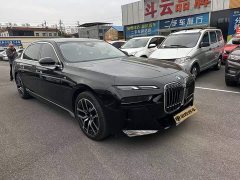 BMW 7 Series 735Li M Sport Package - ფოტო 3