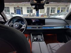 BMW 7 Series 735Li M Sport Package - ფოტო 4