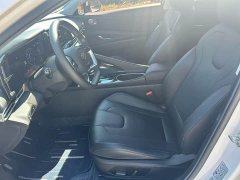 Hyundai Elantra 1.5L CVT Luxury - ფოტო 5