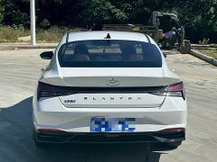 Hyundai Elantra 1.5L CVT Luxury - ფოტო 8
