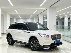 Lincoln Explorer 2.0T Two-Wheel Drive Elite - ფოტო 3