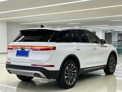 Lincoln Explorer 2.0T Two-Wheel Drive Elite - ფოტო 5