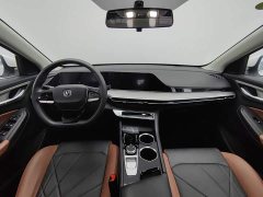 Changan Eado PLUS Blue Whale NE 1.4T GDI DCT Luxury Edition - ფოტო 5