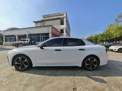Lynk & Co 03 1.5T DCT Pro - ფოტო 4