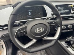Hyundai Elantra 1.5L CVT GLX Elite - ფოტო 9