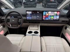 Li Auto Li Xiang MEGA Ultra - ფოტო 13