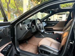 Lexus ES 300h Excellence Edition - photo 7