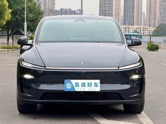 Tesla Model Y Long Range All-Wheel Drive - фото 2