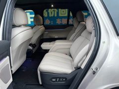 NIO ES8 100kWh Executive - ფოტო 7
