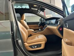 Li Auto ONE Extended Range 6-Seater - ფოტო 7