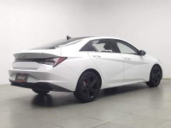 Hyundai Elantra 1.5L CVT Luxury - ფოტო 2